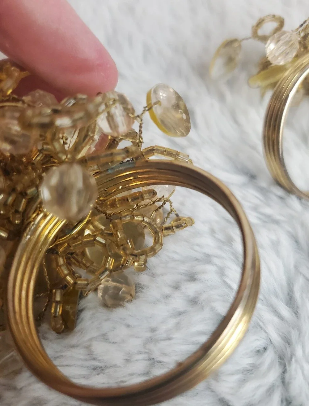 Set Of 4 Pier 1 Beaded Cluster Napkin Rings Yellow Brown Gold Beads Golf Rings